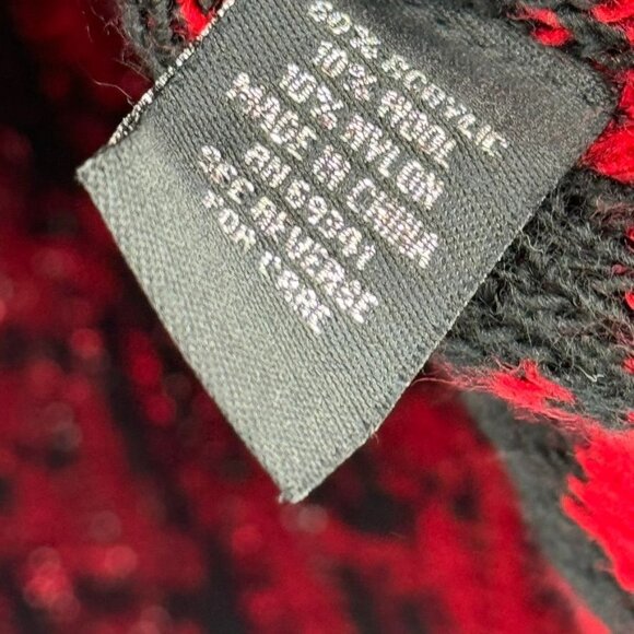 Lisa International Red Black Houndstooth Knit Sweater Poncho 1X plus new - Picture 3 of 11